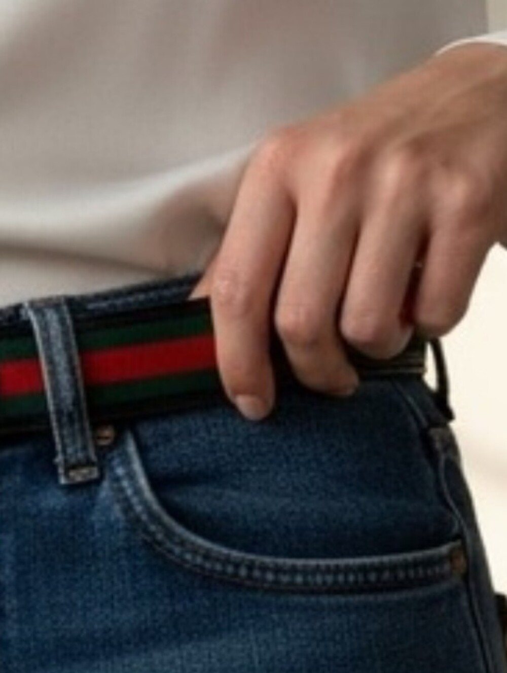 Bright Red &Green classic Fun Fashion Belt - Vintage Vibes🆕✨🍓🩷 Berry Cute ♥️